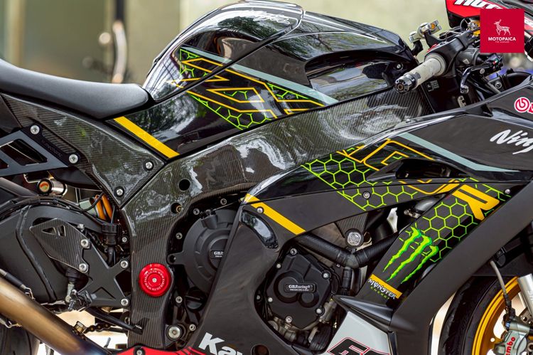Kawasaki Ninja ZX-10R ปี2021 ท่อAkrapovic ล้อมาเชส แต่งสี่แสน รูปที่ 10