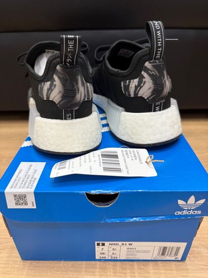 รองเท้า Adidas NMD-R1 รูปที่ 2