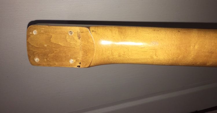 คอกีตาร์ สตรัท รูปที่ 4