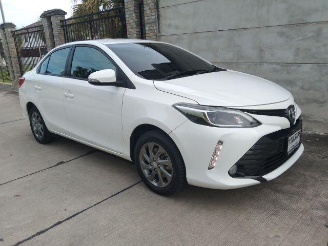 Toyota Vios 2020 1.5 Mid เบนซิน เกียร์อัตโนมัติ ขาว รูปที่ 2
