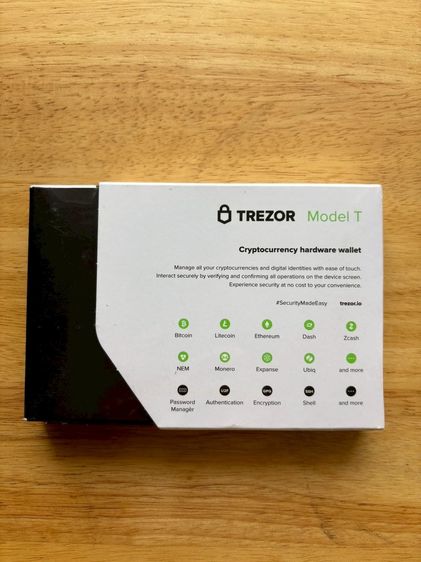 TREZOR Model T กระเป๋า Bitcoin (มือหนึ่ง)  รูปที่ 2