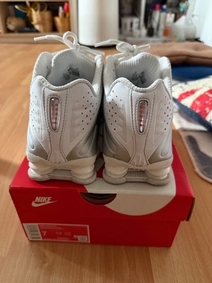 Nike Shox R4 มือสอง รูปที่ 4