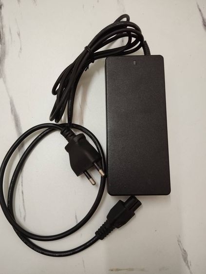 อแดปเตอร์มือสอง 12V 6.2A ( 6.5 x 4.4mm ) หัวเข็ม ใช้กับตัวที่ Amp ต่ำกว่าได้ครับ รูปที่ 9