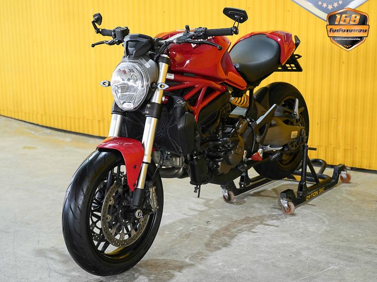 Ducati Monster 821 เเต่งเต็ม ปี 2015 ฟรีดาวห์ออกรถใช้เงิน 0 บาท 