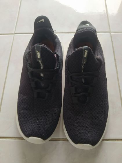 รองเท้ากีฬา Nike รูปที่ 2