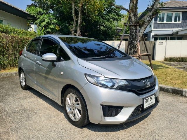 Honda Jazz 2015 1.5 S i-VTEC Sedan เบนซิน ไม่ติดแก๊ส เกียร์อัตโนมัติ บรอนซ์เงิน รูปที่ 4