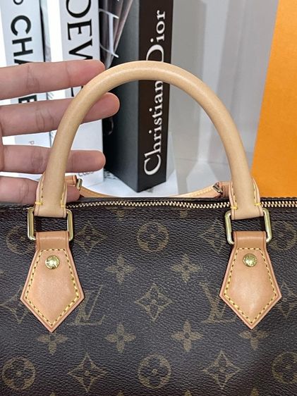ขายกระเป๋า Louis Vuitton  สภาพ NEW ปี 2020 อุปกรณ์ครบน้องนอนตู้อย่างเดี่ยวใหม่มากๆค่ะ  รูปที่ 8