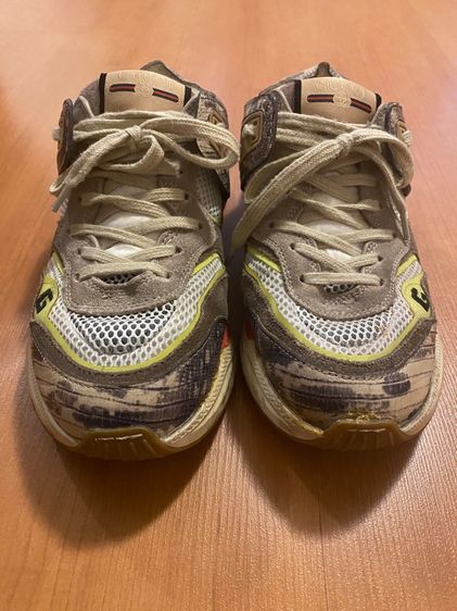 กุชชี ULTRAPACE ACE Snake Leather Distressed Suede Women Sneakers พร้อมกล่องค่ะ รูปที่ 2