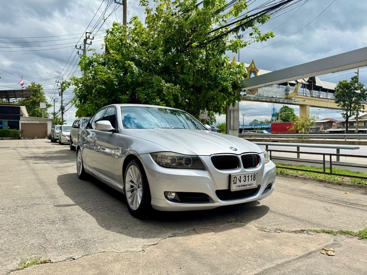 BMW Series 3 2010 318i Sedan เบนซิน ไม่ติดแก๊ส เกียร์อัตโนมัติ บรอนซ์เงิน รูปที่ 2
