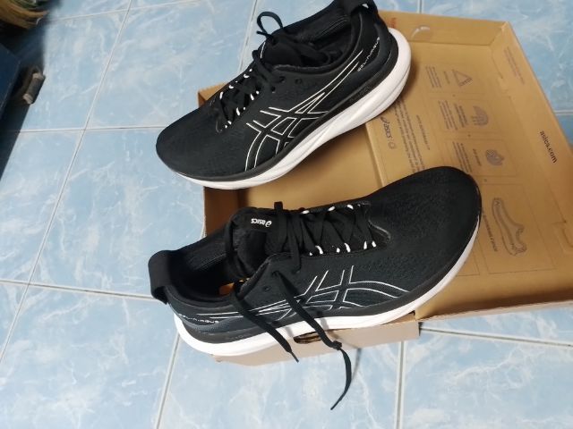 รองเท้ากีฬา asics US 10 รูปที่ 5