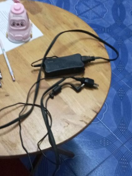 อะแดปเตอร์โน๊ตบุ๊คยี่ห้อ LENOVO