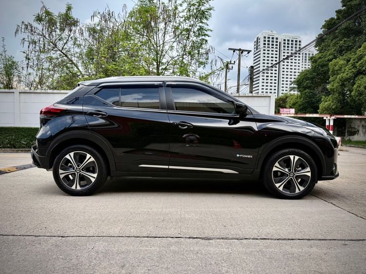 Nissan Kicks 2024 1.2 V Utility-car เบนซิน ไม่ติดแก๊ส เกียร์อัตโนมัติ ดำ รูปที่ 4
