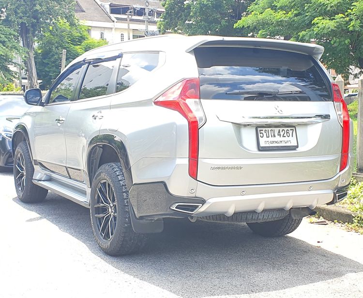 Mitsubishi Pajero Sport 2017 2.4 GT Premium 2WD Utility-car ดีเซล ไม่ติดแก๊ส เกียร์อัตโนมัติ บรอนซ์เงิน รูปที่ 4