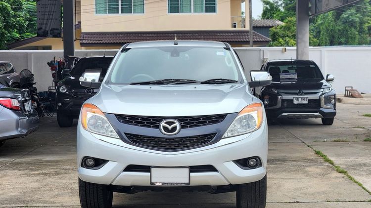 Mazda BT-50 Pro 2012 3.2 R 4WD Pickup ดีเซล ไม่ติดแก๊ส เกียร์อัตโนมัติ บรอนซ์เงิน รูปที่ 2