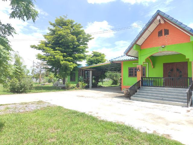 ขายบ้านสวน✅บ้าน 2 หลัง  
เจ้าของขายเอง  เนื้อที่ 1 ไร่ 2 งาน 55 ตรว 
☘️มีบ่อปลา
☘️ล้อมรั้ว
🎈ใกล้โรบินสัน(เดินทาง 10 นาที)
พิกัด ต.โคกลำพาน อ.เมือง จ.ลพบุรี
🙏ราคา 3,500,000 บาท🙏
086-130-7741 (โบว์) รูปที่ 3