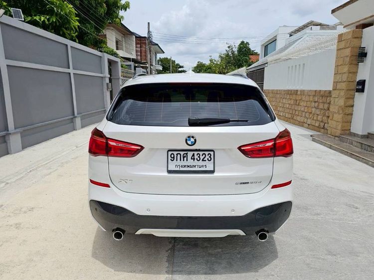 BMW X1 2020 2.0 sDrive20d M Sport Utility-car ดีเซล ไม่ติดแก๊ส เกียร์อัตโนมัติ ขาว รูปที่ 4