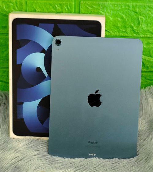 iPad Air 5 Wi-Fi 256GB Blue สุขภาพแบต 86 สภาพสวยไร้รอย อุปกรณ์ยกกล่อง สภาพสวยไร้รอย