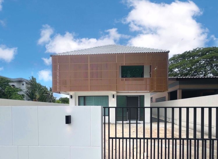 บ้านเดี่ยว รีโนเวทใหม่​ทั้งหมด​ ทำเลดีพัฒนา​การ