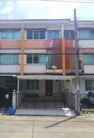 อื่นๆ มีบางส่วน ทาวน์โฮม​ 3 ชั้น ราคาถูก ใกล้ถนนกิ่งแก้วและสนามบิน​สุวรรณภูมิ​ รูปที่ 3