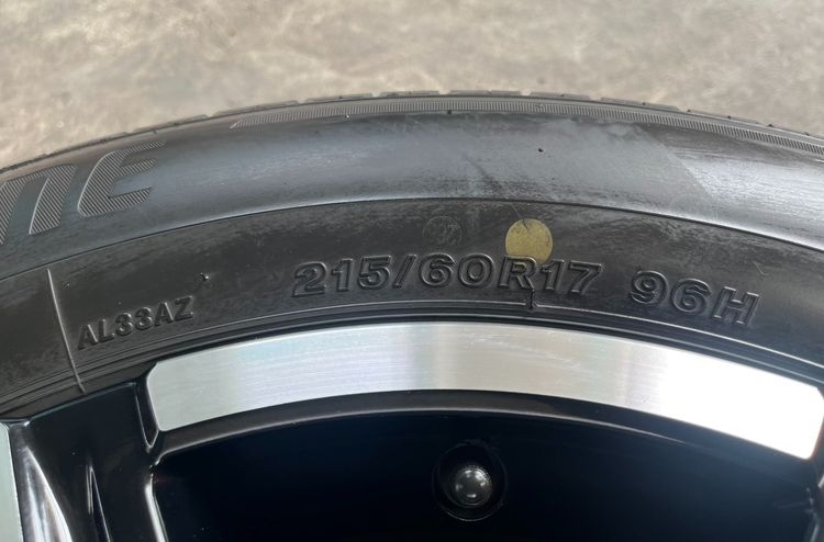 ✨ล้อแม็ก✨Honda HRV ตัวท็อป ขอบ 17 ดำหน้าเงา พร้อมยาง 215-60-17 Bridgestone💥ปี 22💥 รูปที่ 8