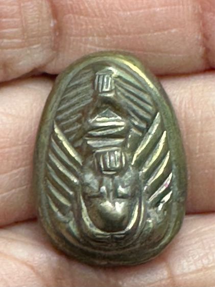 พระปางซ่อนหา เนื้อเมฆสิทธิ์ มีรอยแต่งเดิม