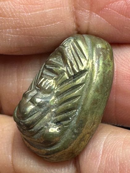 พระปางซ่อนหา เนื้อเมฆสิทธิ์ มีรอยแต่งเดิม รูปที่ 4