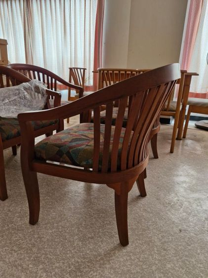 เก้าอี้ไม้ เบาะผ้า สภาพใหม่ไม่มีรอย ของโบราณ ครบชุด