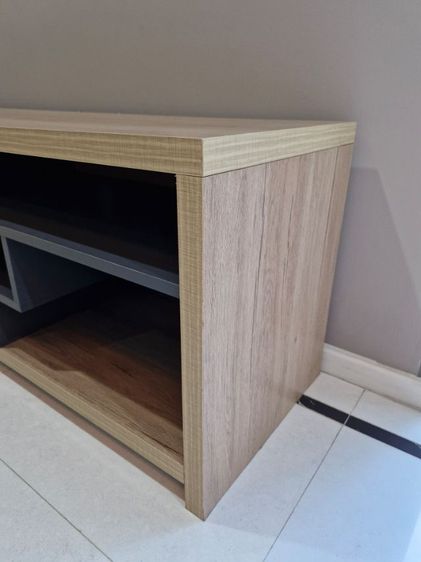 ตู้วางทีวี ชั้นวางของ ตรา Furdini จาก Homepro สภาพใหม่ ไร้รอยขีดข่วน รูปที่ 2