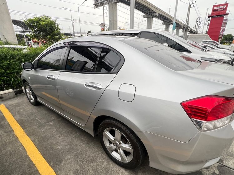 Honda City 2010 1.5 V Sedan เบนซิน เกียร์อัตโนมัติ บรอนซ์เงิน รูปที่ 3