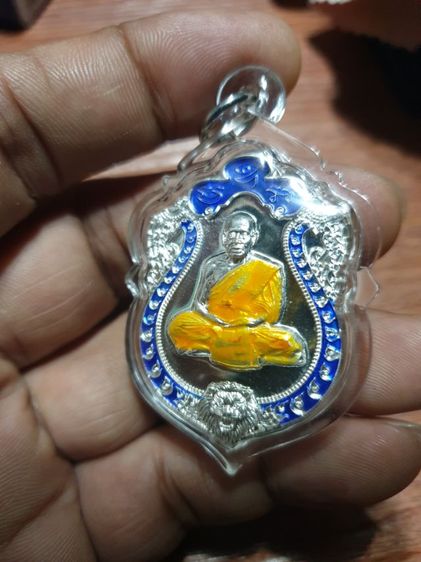 เหรียญเสมาสร้างโรงพยาบาล หัวสิงโต (สิง 1) หลวงพ่อพัฒน์ วัดห้วยด้วน จ.นครสวรรค์ ปี 63 เนื้อเงินลงยา 2 สี รายการที่ 8 พร้อมเลี่ยมกันน้ำอย่างดี รูปที่ 7