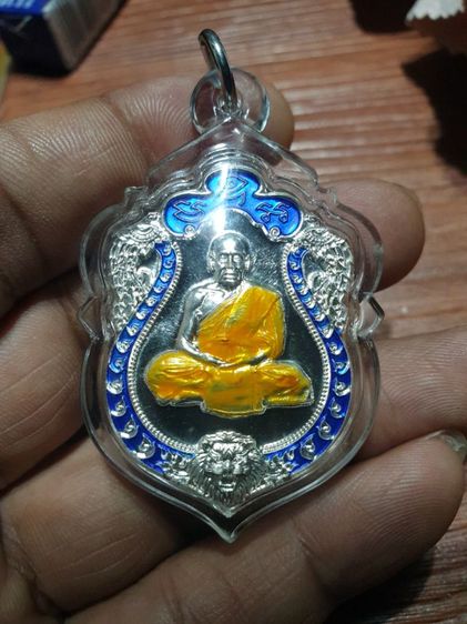 เหรียญเสมาสร้างโรงพยาบาล หัวสิงโต (สิง 1) หลวงพ่อพัฒน์ วัดห้วยด้วน จ.นครสวรรค์ ปี 63 เนื้อเงินลงยา 2 สี รายการที่ 8 พร้อมเลี่ยมกันน้ำอย่างดี รูปที่ 10