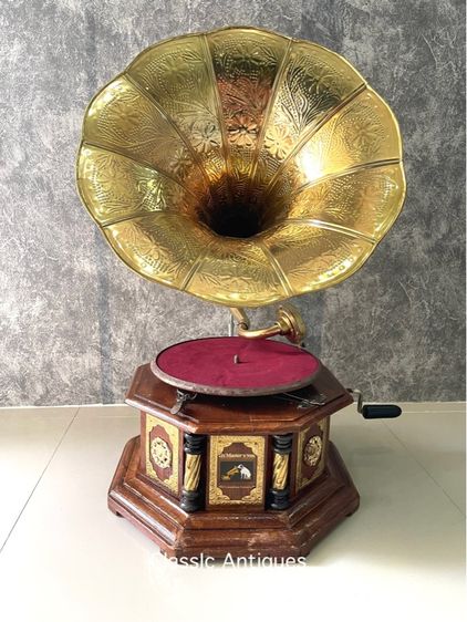 เครื่องเล่นแผ่นเสียง ปากแตรทองเหลือง รูปที่ 3