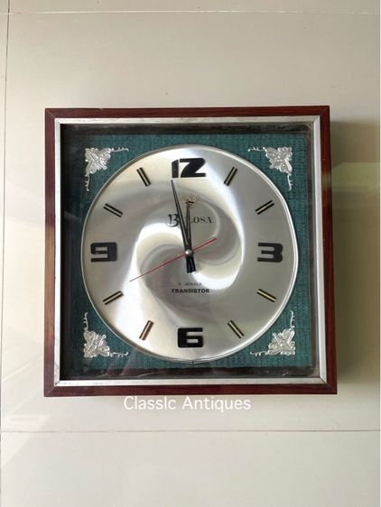 นาฬิกา แขวนผนังโบราณ เก่าสะสม