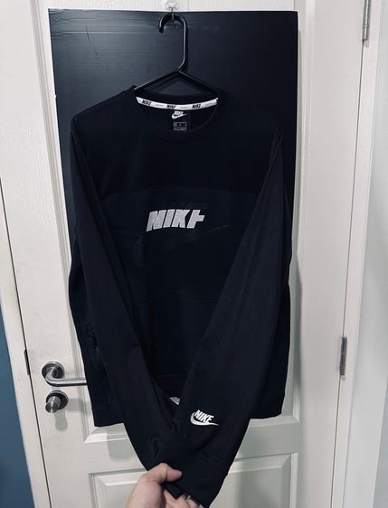 เสื้อสเว็ตเตอร์คอกลม แบรนด์ Nike รูปที่ 9
