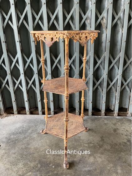 ชั้นหลุยส์ เหล็กหล่อ สะสม รูปที่ 3