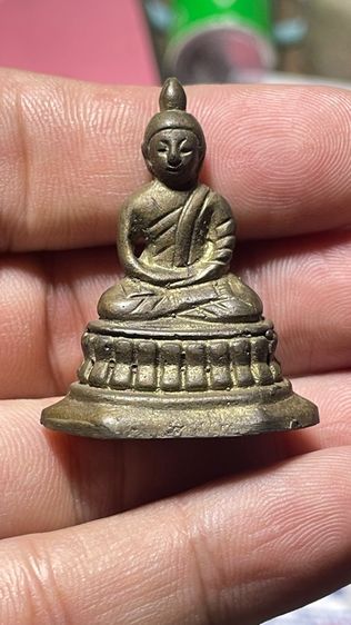 พระพุทธแท้ตามรูปเนื้อนวะใครทราบที่คุ้มแน่นอนโบราณเก่ามากสวยมาก