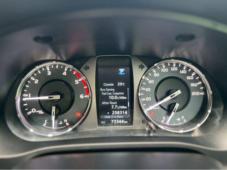 Toyota Hilux Revo 2023 2.4 Prerunner Mid Pickup ดีเซล ไม่ติดแก๊ส เกียร์อัตโนมัติ ดำ รูปที่ 4