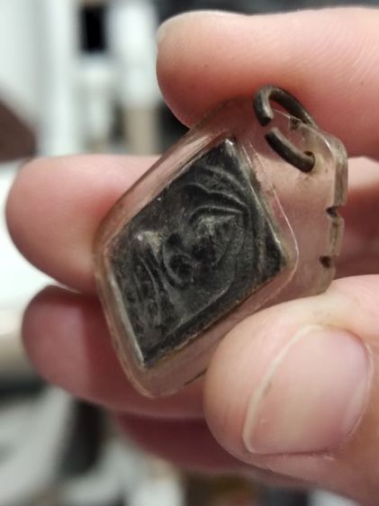 พระเครื่องไม่ทราบที่มา รูปที่ 5