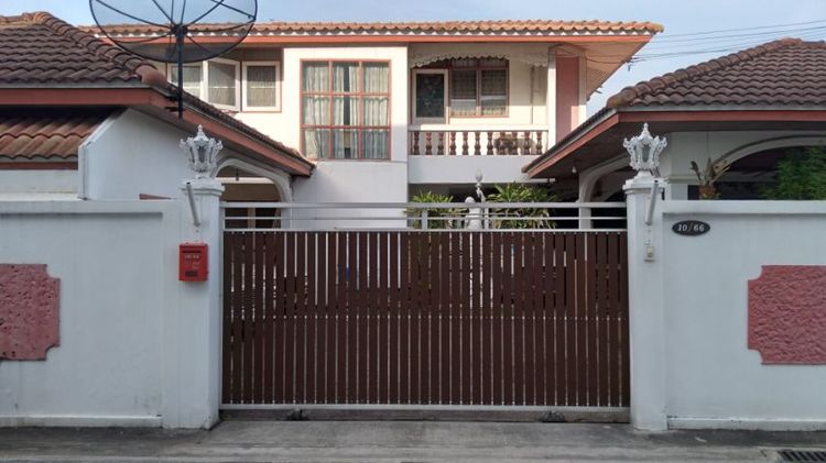 บ้านเดี่ยว2ชั้น 87ตรว. 5ห้องนอน 4ห้องน้ำ จอดรถ4คัน 1ห้องแม่บ้าน จากถนนแจ้งวัฒนะเพียง100ม. ปากซอยเป็นสถานีรถไฟฟ้าศรีรัช ทางด่วน แวดล้อมด้วยโรงเรียน โรงพยาบาล ศูนย์แสดงสินค้าอิมแพ็คเมืองทองธานี 9ล้านรวมค่าโอน-นายหน้า3เปอร์เซนต์ รูปที่ 4