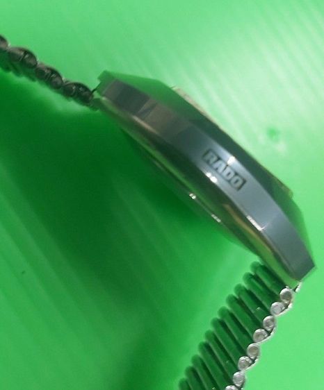 นาฬิกา RADO Th original diastar automatic  รุ่น 636.0308.3  ด้านหลัง มีตัวหนังสือ ระบุ  RADO  scratchpoof watersealed   รูปที่ 5