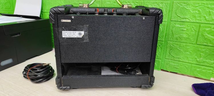 ตู้แอมป์กีต้าร์ไฟฟ้า FLORENZE FG-25 ขนาด 25 วัตต์ พร้อมสายต่อ สภาพสวยพร้อมใช้งาน รูปที่ 2