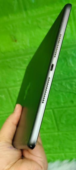 iPad 9th Gen 64GB Wi-Fi สวยไร้รอย แบต 90 ไม่ติดล็อค ทูโทนปกติ รูปที่ 5