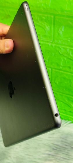iPad 9th Gen 64GB Wi-Fi สวยไร้รอย แบต 90 ไม่ติดล็อค ทูโทนปกติ รูปที่ 6