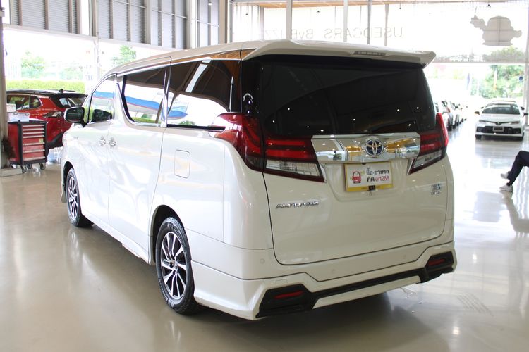 Toyota Alphard 2015 2.5 HV 4WD Van ไฮบริด ไม่ติดแก๊ส เกียร์อัตโนมัติ ขาว รูปที่ 4