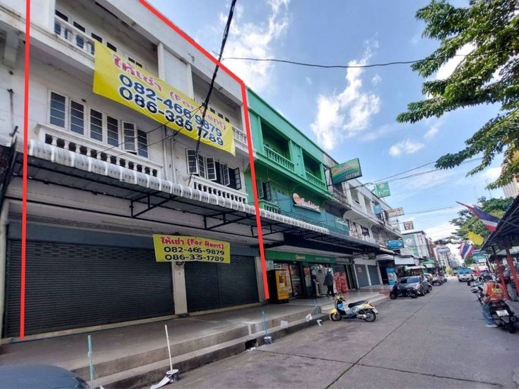 ให้เช่าตึก 2 คูหา (ตีทะลุชั้น 1 และชั้นลอย) หมู่บ้านธนินทร ติดถนนวิภาวดี ใกล้ดอนเมือง ทำเลศักยภาพที่รถสัญจรผ่านตลอดวัน รูปที่ 2