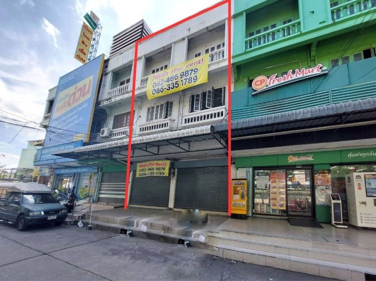 ให้เช่าตึก 2 คูหา (ตีทะลุชั้น 1 และชั้นลอย) หมู่บ้านธนินทร ติดถนนวิภาวดี ใกล้ดอนเมือง ทำเลศักยภาพที่รถสัญจรผ่านตลอดวัน