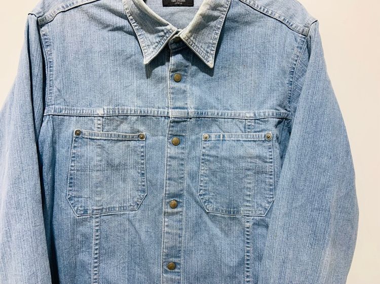 เสื้อยีนส์แจ็คเก็ต Comme ca du mode แท้ 💯 size วัดจริงขนาด อก 21.5 ยาว 27 นิ้ว สภาพดีสีเฟดสวย ผ้ายืดหยุ่นดีหายากน่าสะสมครับ รูปที่ 2