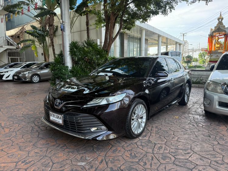 รถ Toyota Camry 2.5 G สี น้ำตาล