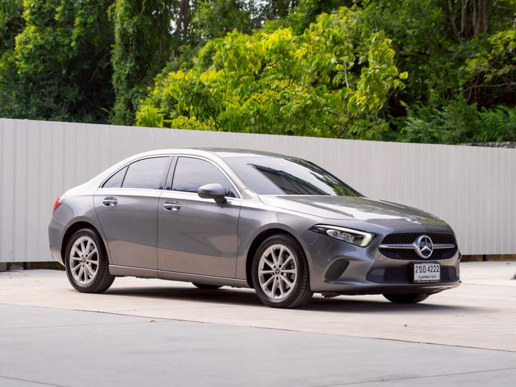 รถ Mercedes-Benz A-Class A200 สี เทา