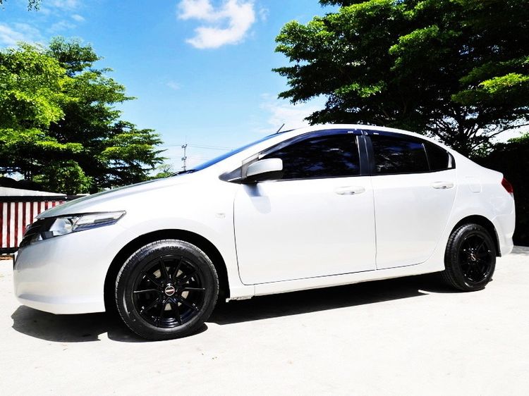 รถ Honda City 1.5 S i-VTEC สี บรอนซ์เงิน